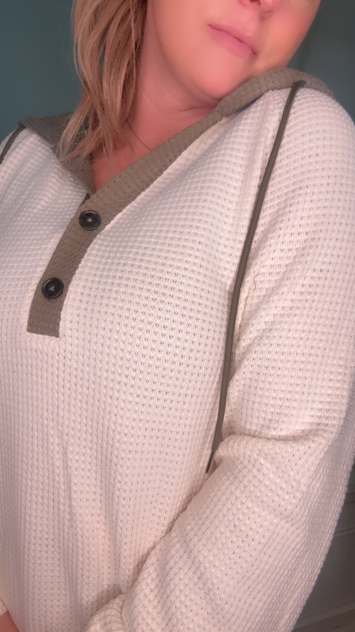 Waffle Knit Buttoned Pullover